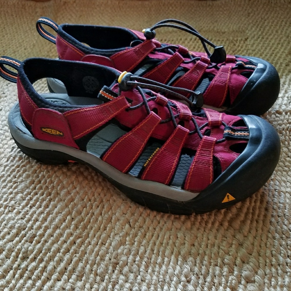 Keen sandals women